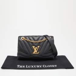 Pre Owned Louis Vuitton Black Leather New Wave Chain Bag