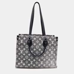 مملوكة مسبقًا Louis Vuitton Black Monogram Denim and Leather OnTheGo MM Bag