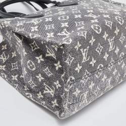 مملوكة مسبقًا Louis Vuitton Black Monogram Denim and Leather OnTheGo MM Bag