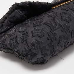 Pre Owned Louis Vuitton Black Lurex Limited Edition Altair Clutch