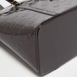 مملوكة مسبقًا Louis Vuitton Amarante Monogram Vernis Avalon Zipped Bag