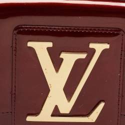 Pre Owned Louis Vuitton Amarante Vernis Sobe Clutch