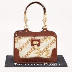 مملوكة مسبقًا Louis Vuitton White Monogram Charms Limited Edition Cabas Bag