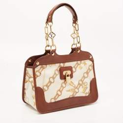 مملوكة مسبقًا Louis Vuitton White Monogram Charms Limited Edition Cabas Bag
