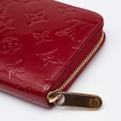 Louis Vuitton Pomme D’amour Monogram Vernis Zippy Wallet