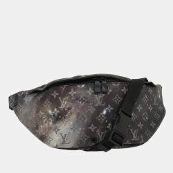 Pre-owned Discovery Bumbag Monogram Galaxy Black Multicolor