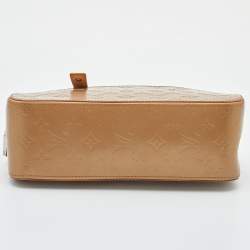 Pre Owned Louis Vuitton Beige Monogram Vernis Mat Shelton Bag