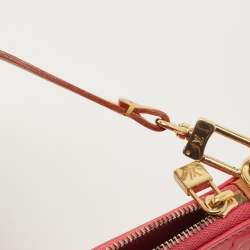 Pre Owned Louis Vuitton Fuschia Monogram Vernis Lexington Pochette 