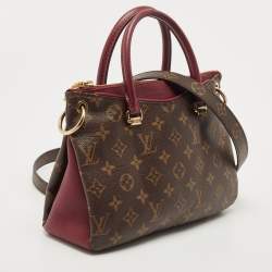 مملوكة مسبقًا Louis Vuitton Aurore Monogram Canvas Pallas BB Bag