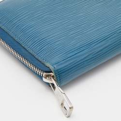 Louis Vuitton Cyan Epi Leather Zippy Wallet