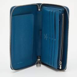 Louis Vuitton Cyan Epi Leather Zippy Wallet