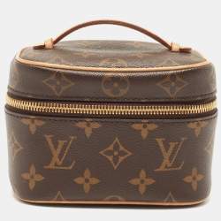 Buy designer Clutches by louis-vuitton at The Luxury Closet.