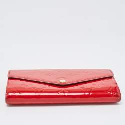 Louis Vuitton Pomme D’amour Monogram Vernis Sarah Wallet 