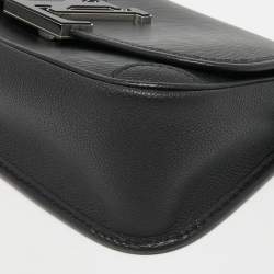 Pre Owned Louis Vuitton Black Epi Leather Buci Bag