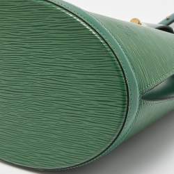 Pre Owned Louis Vuitton Borneo Green Epi Leather Cluny Bag