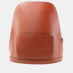 Buy designer Backpacks by louis-vuitton at The Luxury Closet.