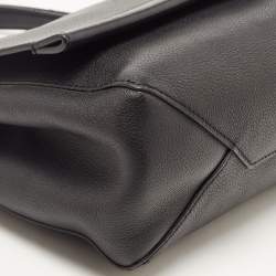 Pre Owned Louis Vuitton Black Leather Lockme II Top Handle Bag