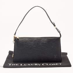 Pre Owned Louis Vuitton Black Epi Leather Pochette Accessoires
