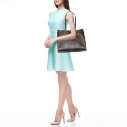 مملوكة مسبقًا Louis Vuitton Reverse Monogram Canvas Giant Onthego MM Bag