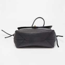 Pre Owned Louis Vuitton Black Leather Lockme MM Bag