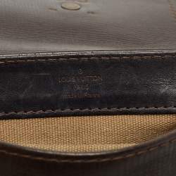 Pre Owned Louis Vuitton Coffee Utah Leather Yuma Small Messenger Bag