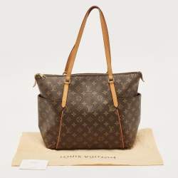 Pre Owned Louis Vuitton Monogram Canvas Totally MM Bag