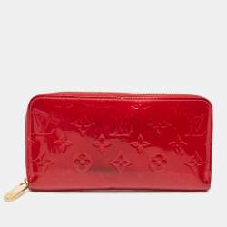 Louis Vuitton Red Pomme d'Amour Monogram Rayures Vernis Heart Coin Purse  QJA09SEARB000