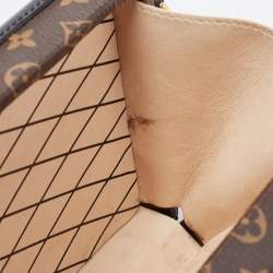 Pre Owned Louis Vuitton Monogram Canvas Petite Malle Bag
