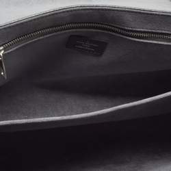 مملوكة مسبقًا حقيبة لوي فيتون سان جيرمين جلد أمبرين أسود مونوغرامي MM 