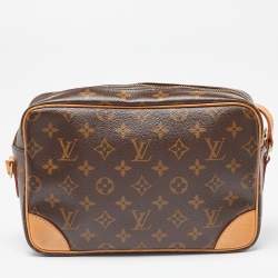 Pre Owned Louis Vuitton Monogram Canvas Vintage Trocadero 27 Bag