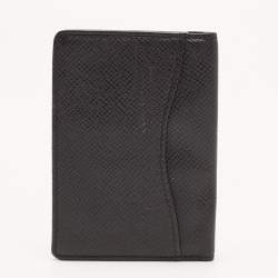 مملوكة مسبقًا Louis Vuitton Black Taiga Leather Bifold Card Case