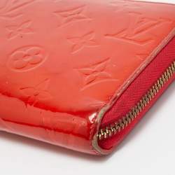 Louis Vuitton Pomme D’amour Monogram Vernis Zippy Wallet