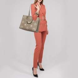 Pre Owned Louis Vuitton Bicolor Monogram Empriente Leather Giant Onthego MM Bag