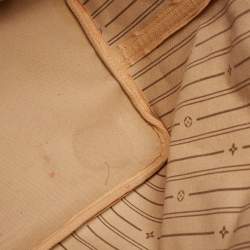 Louis Vuitton Monogram Canvas Neverfull GM Bag