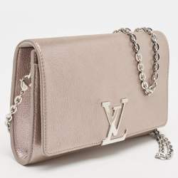 Louis Vuitton Metallic Pink Iridescent Leather Chain Louise Clutch