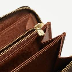 Louis Vuitton Monogram Canvas Zippy Wallet