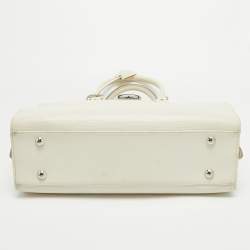 مملوكة م سبقًا Louis Vuitton Ivorie Epi Leather Pont Neuf GM Bag