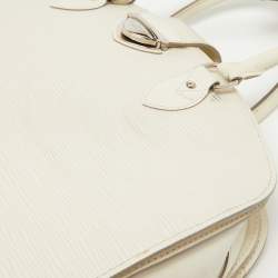 مملوكة مسبقًا Louis Vuitton Ivorie Epi Leather Pont Neuf GM Bag
