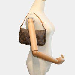 Louis Vuitton  Canvas  Pochette Accessoires Shoulder Bags