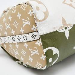 Pre Owned Louis Vuitton Kaki/Beige Monogram Giant Canvas Speedy Bandouliere 30 Bag