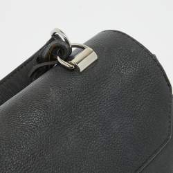 Pre Owned Louis Vuitton Black Leather Lockme II Bag