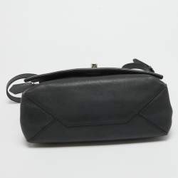 Pre Owned Louis Vuitton Black Leather Lockme II Bag