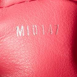 Louis Vuitton Black Leather Capucines MM Bag