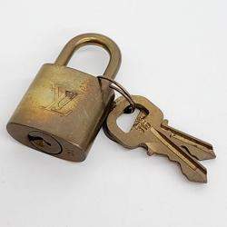 مملوكة مسبقًا Louis Vuitton Damier Ebene Alma PM Satchel