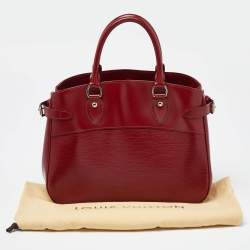 مملوكة مسبقًا Louis Vuitton Rubis Epi Leather Passy PM Bag