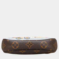 مملوكة مسبقًا Louis Vuitton Limited Edition Vivienne Mini Monogram Pochette Accessoires Baguette handbag