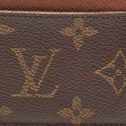Louis Vuitton Monogram Canvas Card Holder 