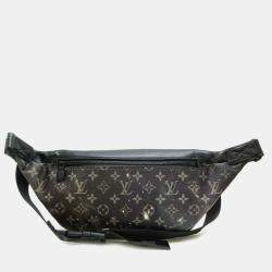 Louis Vuitton Limited Edition Monogram Galaxy Canvas Discovery Bumbag 