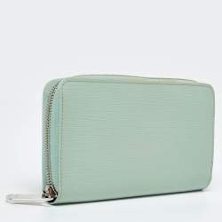 Louis Vuitton Amande Electric Epi Leather Zippy Wallet