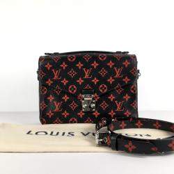 Louis Vuitton Infrarouge Monogram Canvas Pochette Metis Shoulder Bag